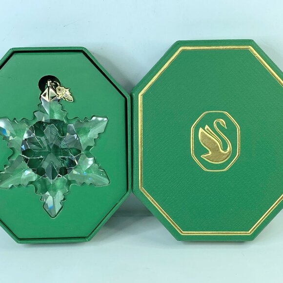 Swarovski Annual Edition Ornament 2024 New in box S252 - Picture 1 of 7